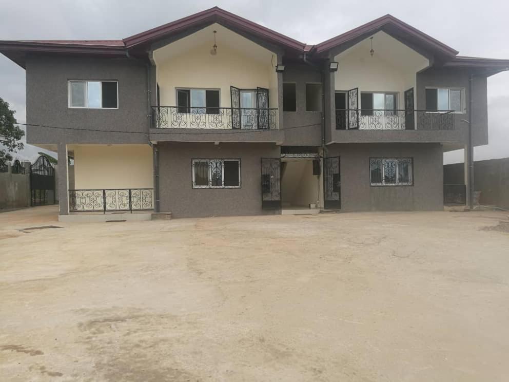 Residence Rosalie Yaounde Exterior photo