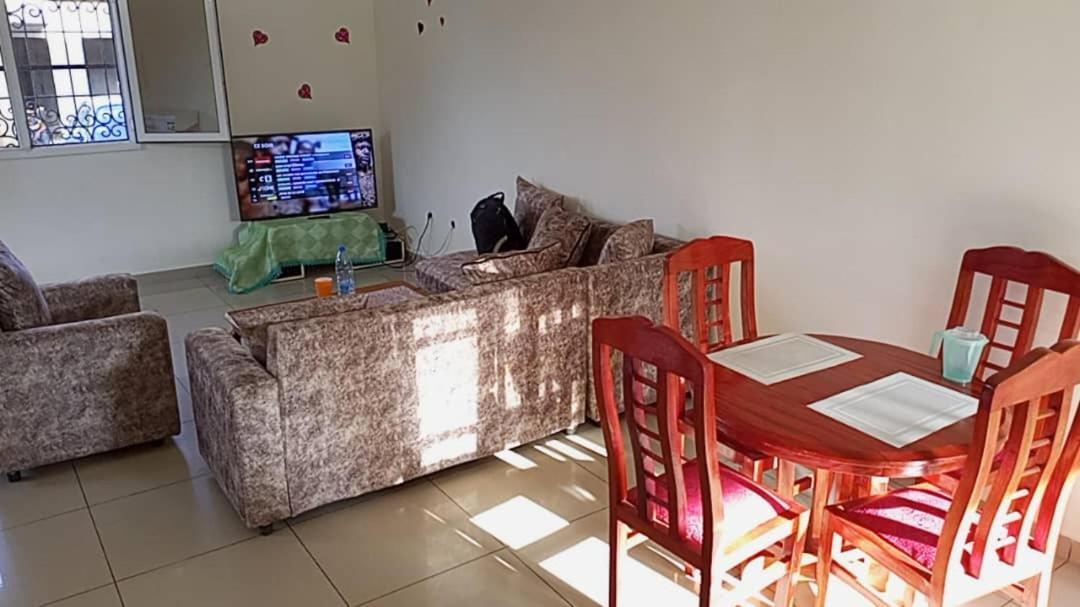 Residence Rosalie Yaounde Room photo